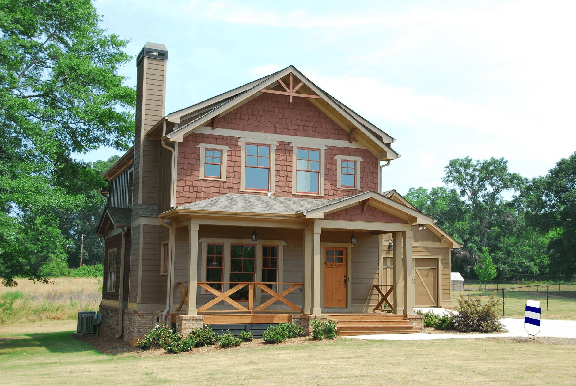 Original photo of a house exterior